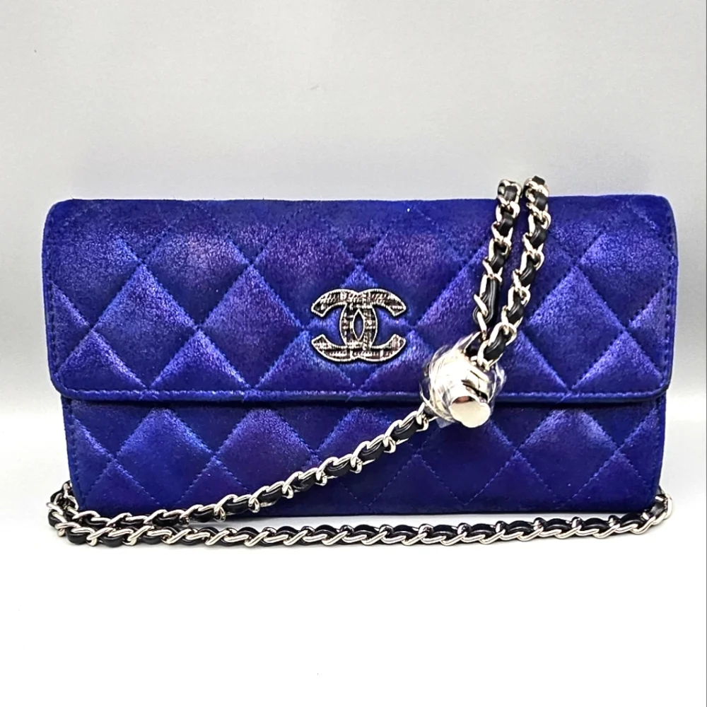 Chanel Quilted Iridescent Blue Wallet on Chain (WOC) Ruthenium HW - Picture 14 of 17